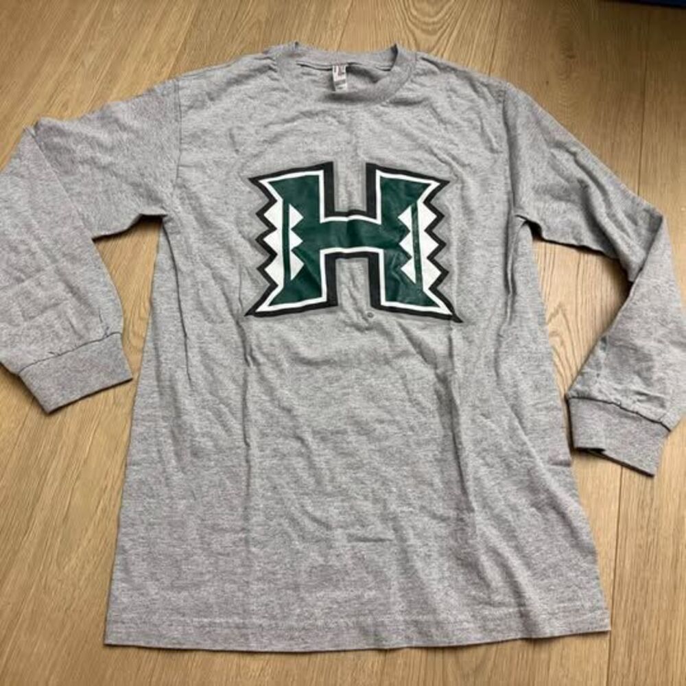 University of Hawaii Long Sleeve T-Shirt Size Small